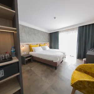 Ivy - Adults Only 3*, San Ġiljan Malta